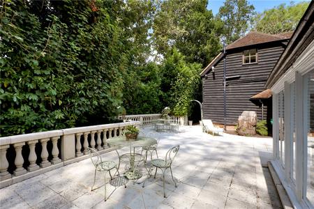 for sale hedgerley lane london 69788 - Gibbs Gillespie