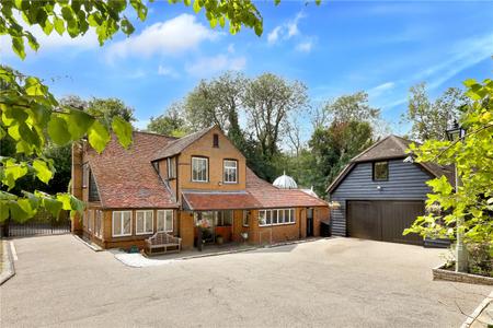 for sale hedgerley lane london 69788 - Gibbs Gillespie