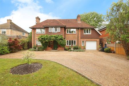 for sale dukes wood drive london 38891 - Gibbs Gillespie