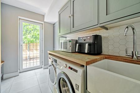 for sale slade oak lane london 22539 - Gibbs Gillespie
