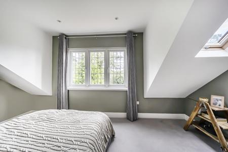 for sale slade oak lane london 22539 - Gibbs Gillespie