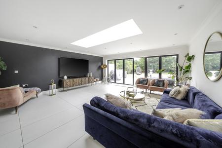 for sale laurel court london 57914 - Gibbs Gillespie