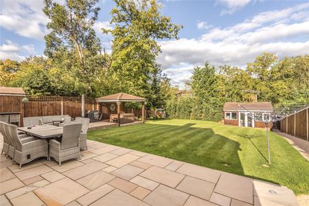 under offer dukes close london 8763 - Gibbs Gillespie