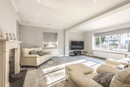 under offer dukes close london 8763 - Gibbs Gillespie