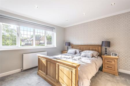 under offer dukes close london 8763 - Gibbs Gillespie