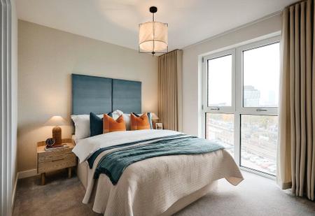 for sale the exchange london 67728 - Gibbs Gillespie