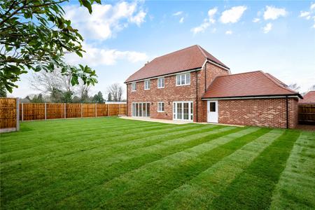for sale millside grange london 40062 - Gibbs Gillespie