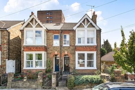 for sale walford road london 74244 - Gibbs Gillespie