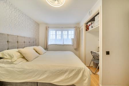 for sale newcombe rise london 67731 - Gibbs Gillespie