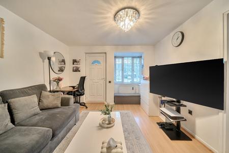 for sale newcombe rise london 67731 - Gibbs Gillespie