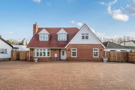 for sale willow crescent east london 63293 - Gibbs Gillespie