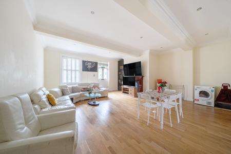 for sale moorcroft park london 53802 - Gibbs Gillespie