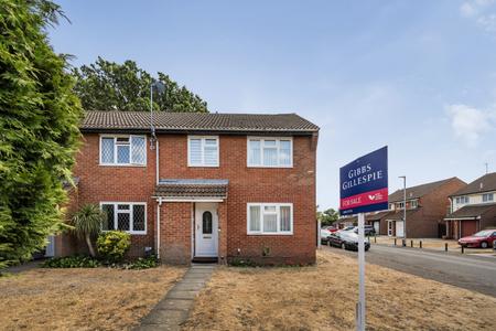 for sale brambles farm drive london 41993 - Gibbs Gillespie