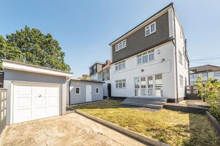 for sale bengarth drive london 74272 - Gibbs Gillespie