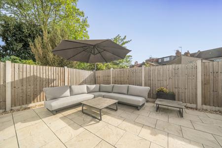for sale welldon crescent london 66134 - Gibbs Gillespie