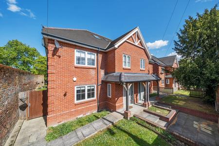 for sale lambourne place london 111 - Gibbs Gillespie