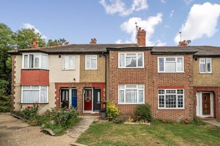 for sale whitton avenue west london 76172 - Gibbs Gillespie