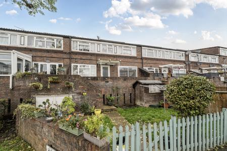 for sale hamble walk london 59504 - Gibbs Gillespie