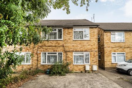 for sale gulliver close london 68067 - Gibbs Gillespie