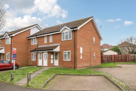 sold vicarage close london 67111 - Gibbs Gillespie
