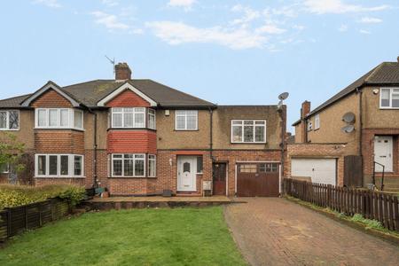 under offer oldfields circus london 55916 - Gibbs Gillespie