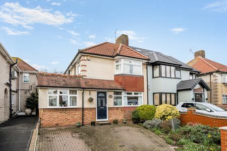 under offer laughton road london 67003 - Gibbs Gillespie