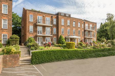 for sale ashurst close london 73657 - Gibbs Gillespie