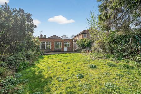 for sale cranbourne road london 67708 - Gibbs Gillespie