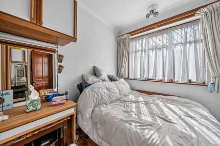 for sale cranbourne road london 67708 - Gibbs Gillespie