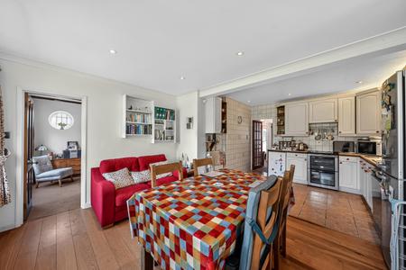 for sale cranbourne road london 67708 - Gibbs Gillespie