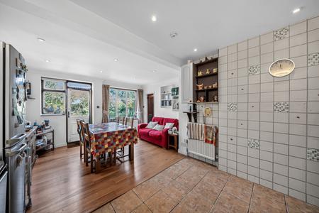 for sale cranbourne road london 67708 - Gibbs Gillespie