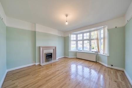 for sale raglan gardens london 57572 - Gibbs Gillespie