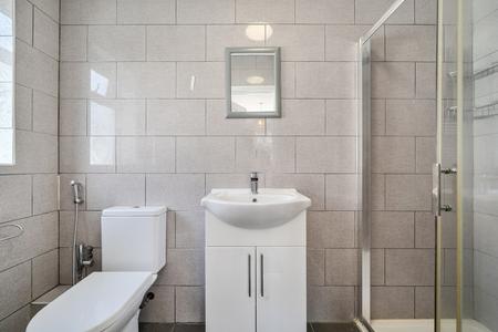 for sale brookdene avenue london 64386 - Gibbs Gillespie