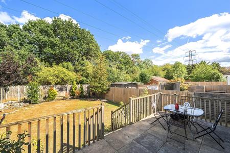 for sale brookdene avenue london 64386 - Gibbs Gillespie