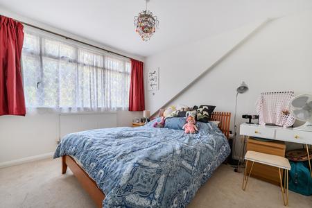 for sale brookdene avenue london 64386 - Gibbs Gillespie