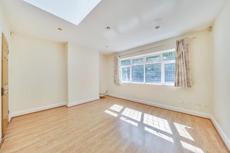 for sale westbury road london 30146 - Gibbs Gillespie