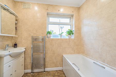 to let york road london 54411 - Gibbs Gillespie