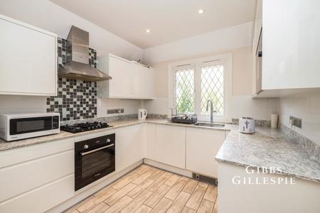 let 23a eastbury avenue london 55379 - Gibbs Gillespie