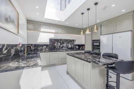 to let highland road london 76784 - Gibbs Gillespie