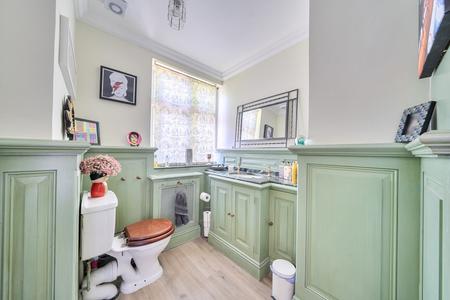 for sale elm park road london 71927 - Gibbs Gillespie