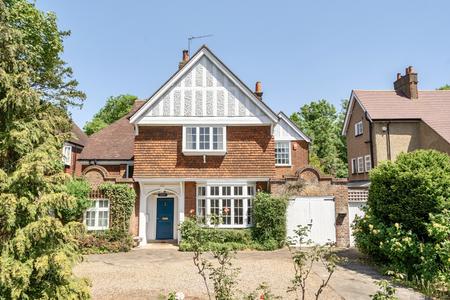 for sale elm park road london 71927 - Gibbs Gillespie