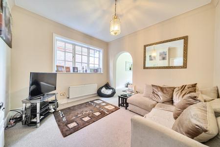 for sale elm park road london 71927 - Gibbs Gillespie