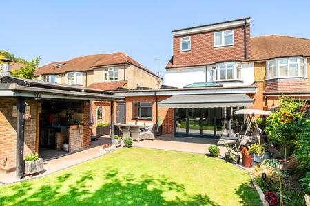for sale park drive london 27637 - Gibbs Gillespie