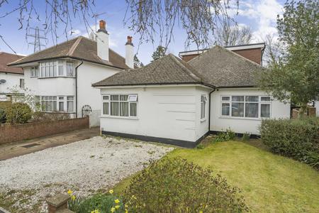 for sale st. thomas drive london 11825 - Gibbs Gillespie