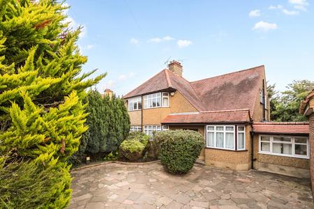 under offer central avenue london 61653 - Gibbs Gillespie