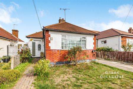 to let woodford crescent london 44921 - Gibbs Gillespie