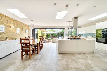 for sale oakwood crescent london 69987 - Gibbs Gillespie