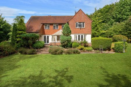 for sale trout rise london 52599 - Gibbs Gillespie