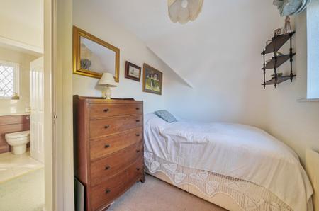 for sale pheasants way london 31149 - Gibbs Gillespie