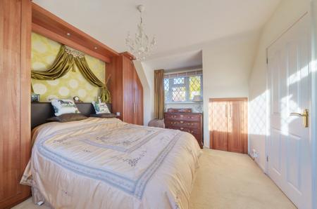 for sale pheasants way london 31149 - Gibbs Gillespie